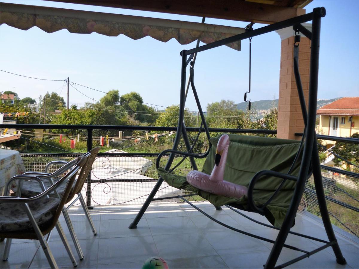 Kostas Apartments & Studios Agios Georgios Pagon Extérieur photo